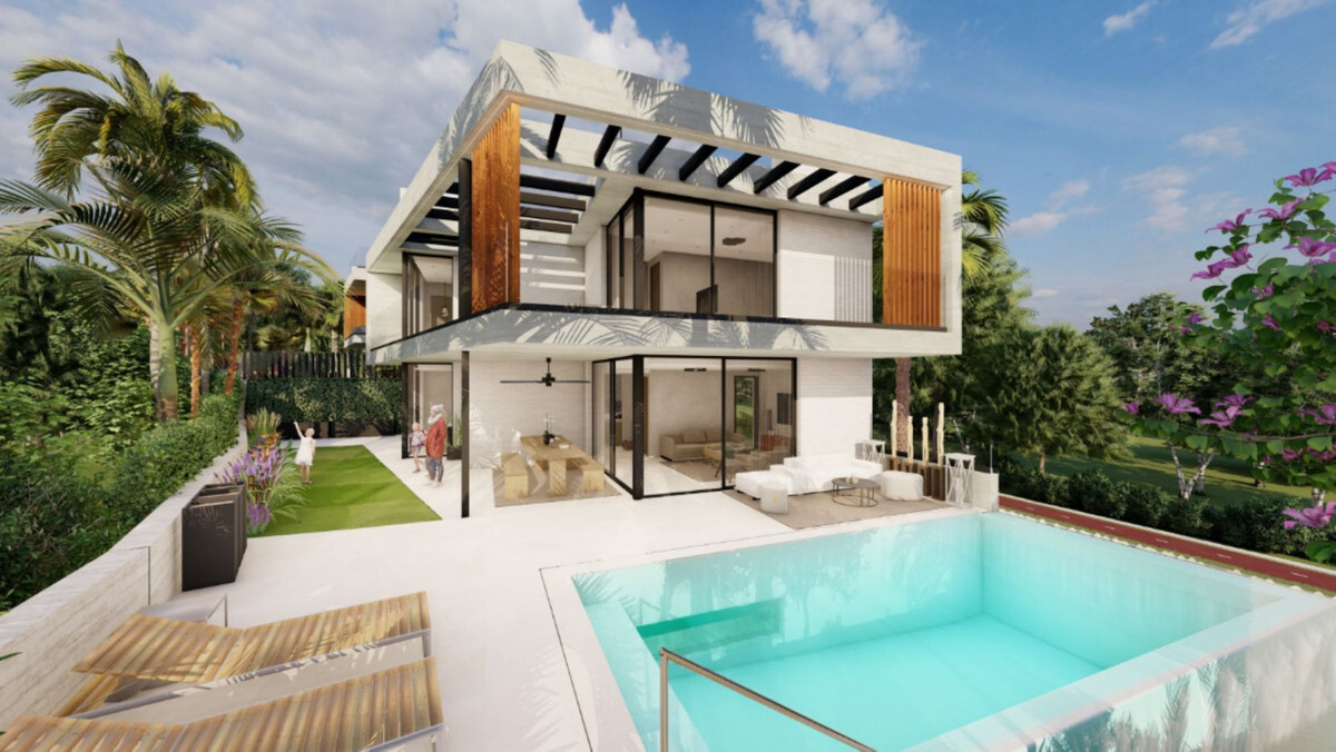 Villa for sale in Nueva Andalucía (Marbella)