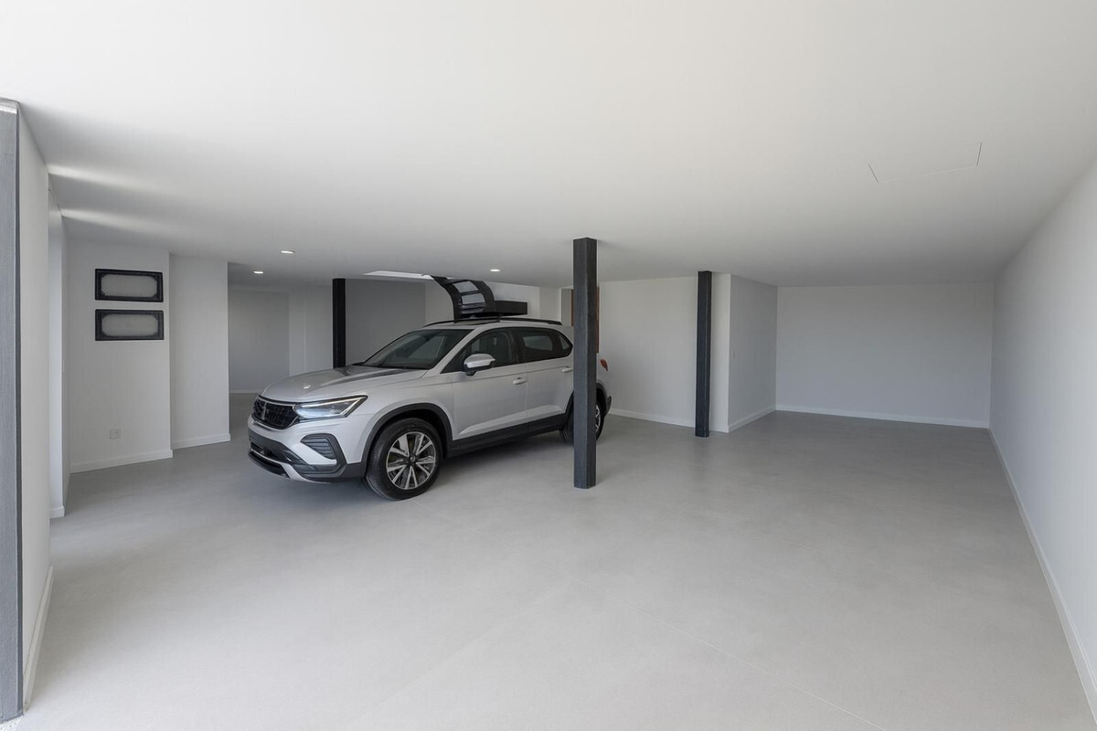 Villa for sale in Nueva Andalucía (Marbella)