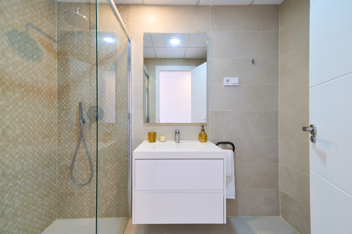 Apartment for sale in Estepona