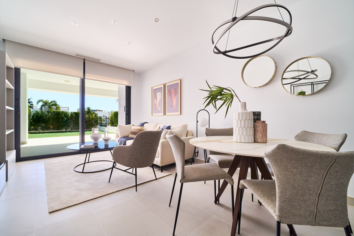 Apartment for sale in Estepona