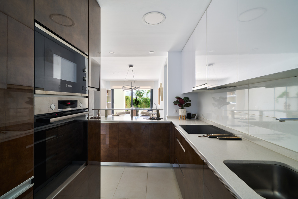 Apartment for sale in Estepona