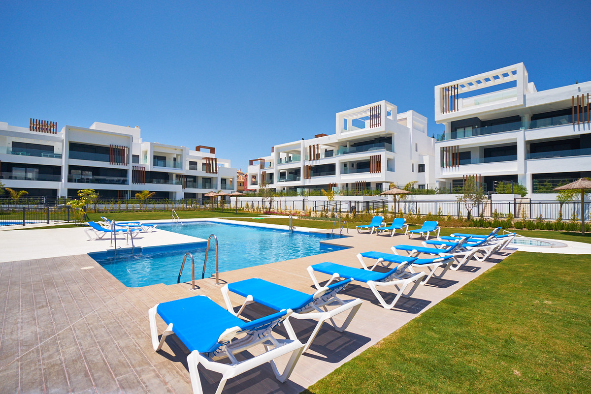 Apartment for sale in Estepona