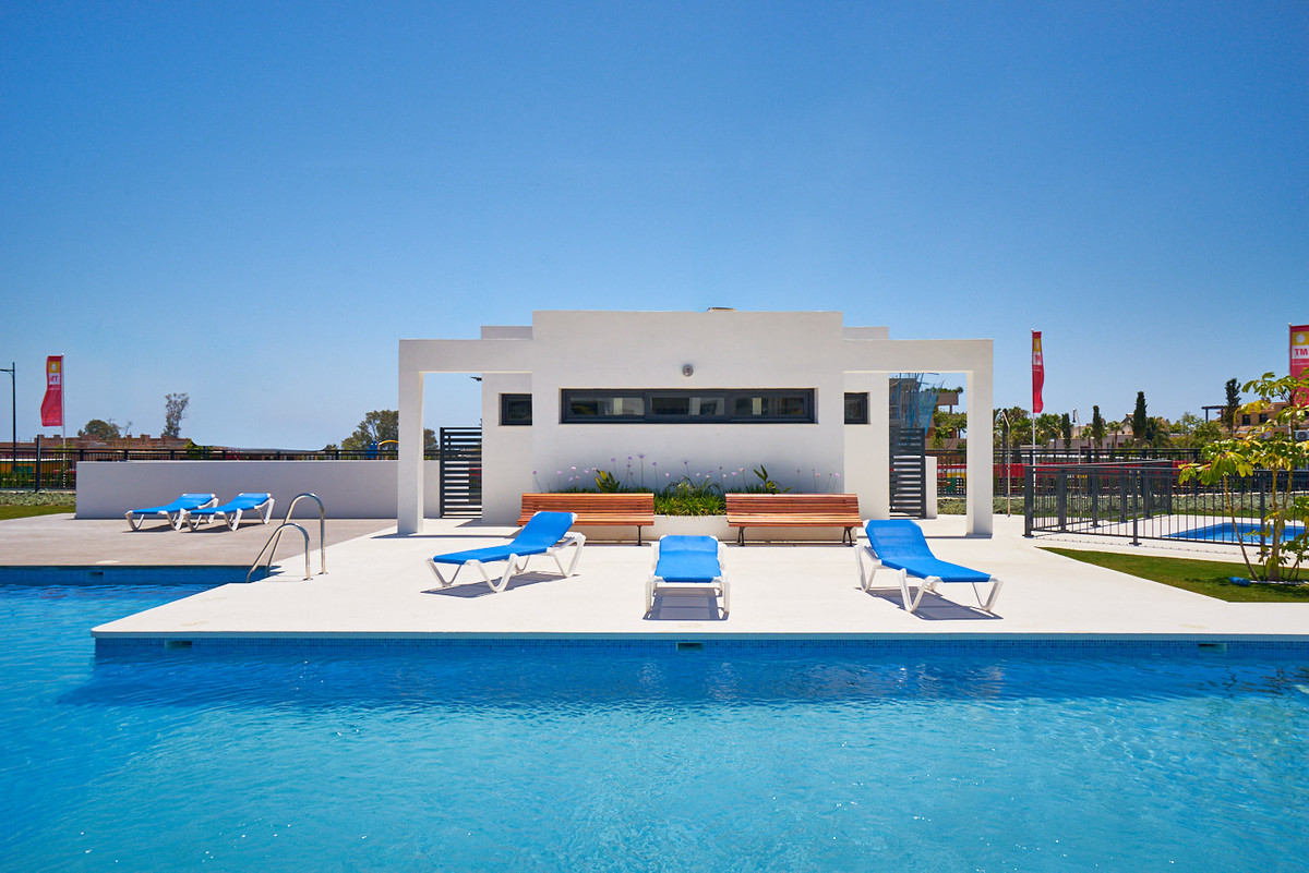 Apartment for sale in Estepona