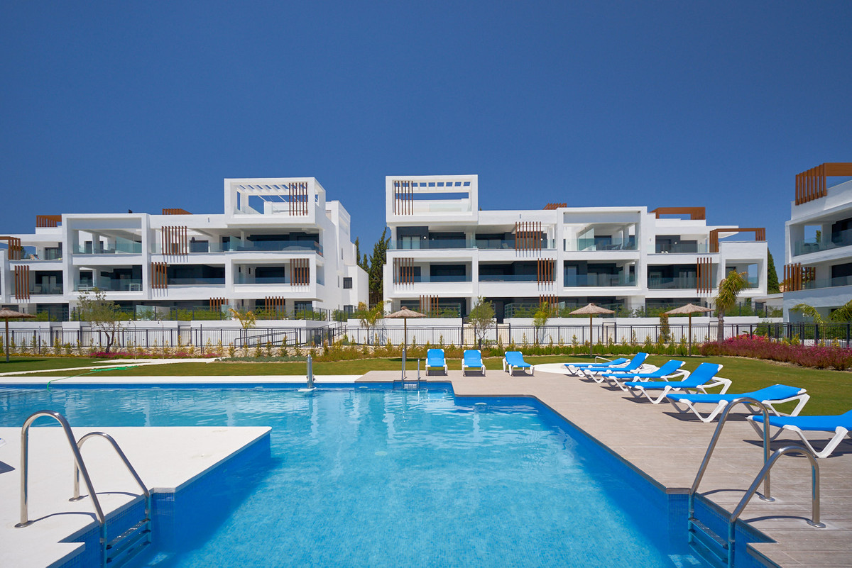 Apartment for sale in Estepona
