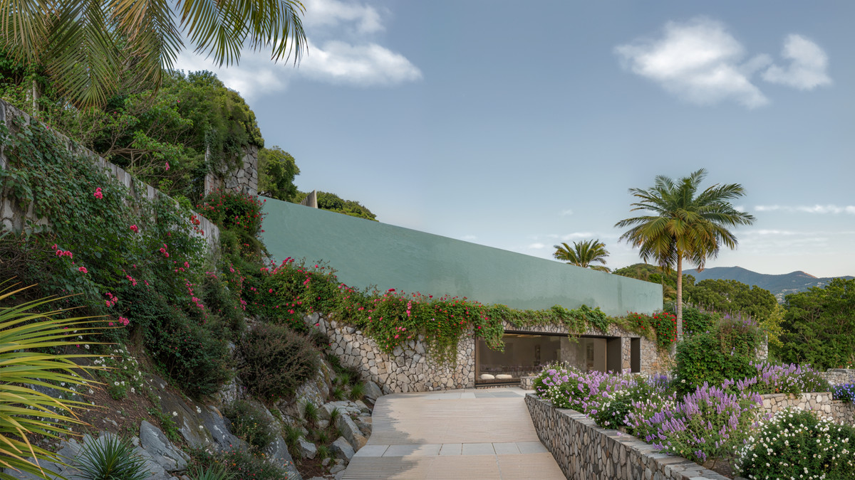 شقة للبيع في Estepona