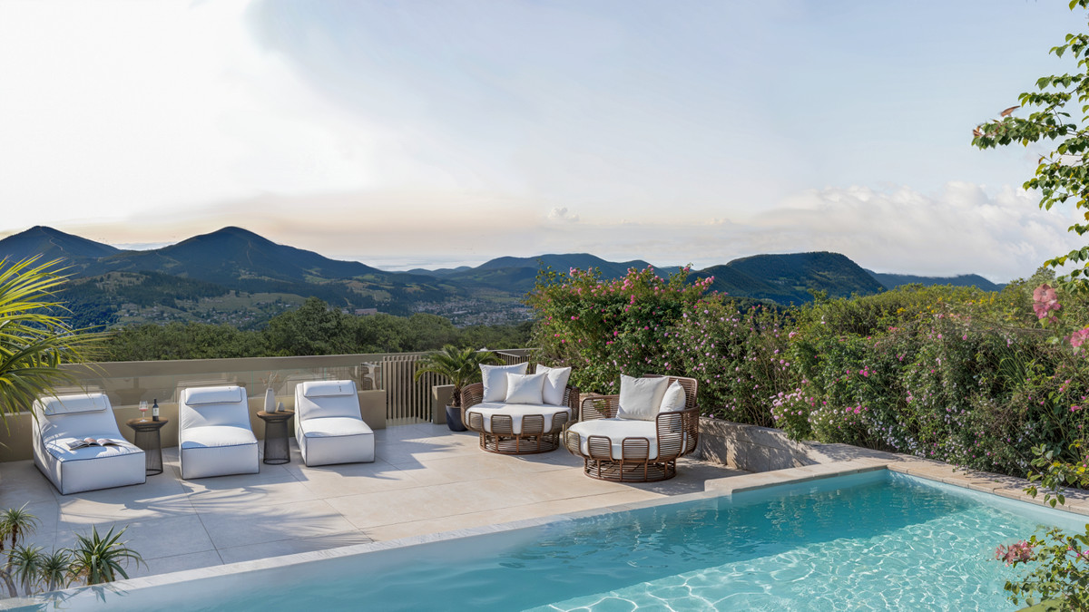 شقة للبيع في Estepona