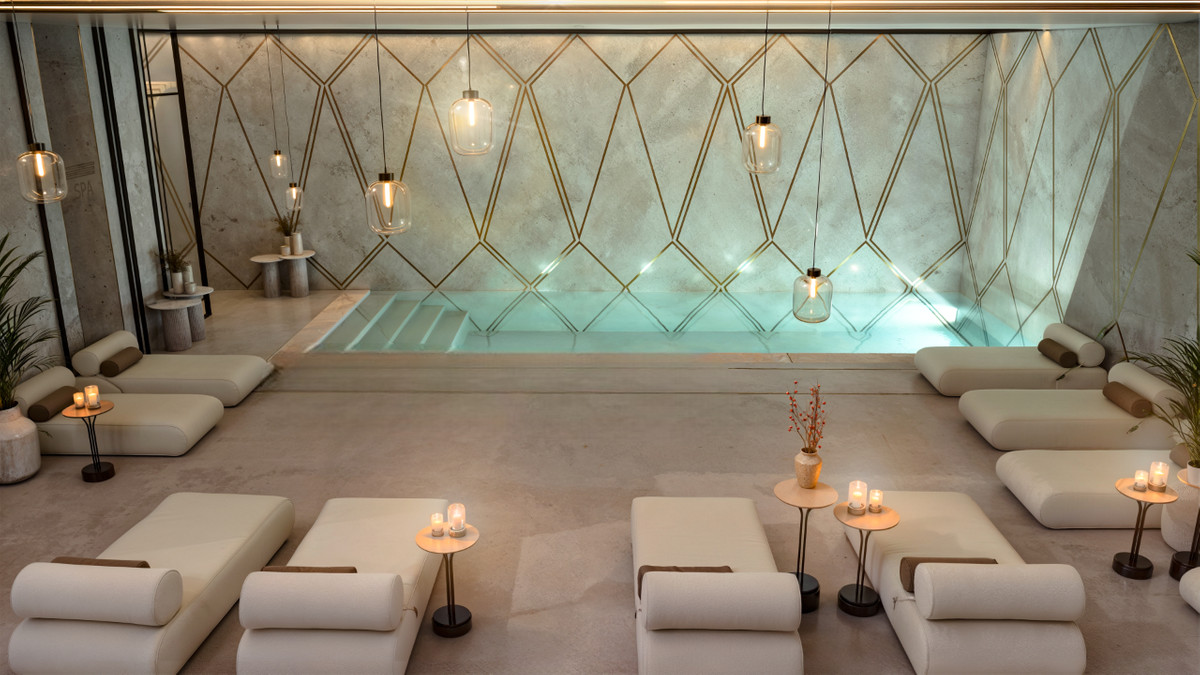 شقة للبيع في Estepona