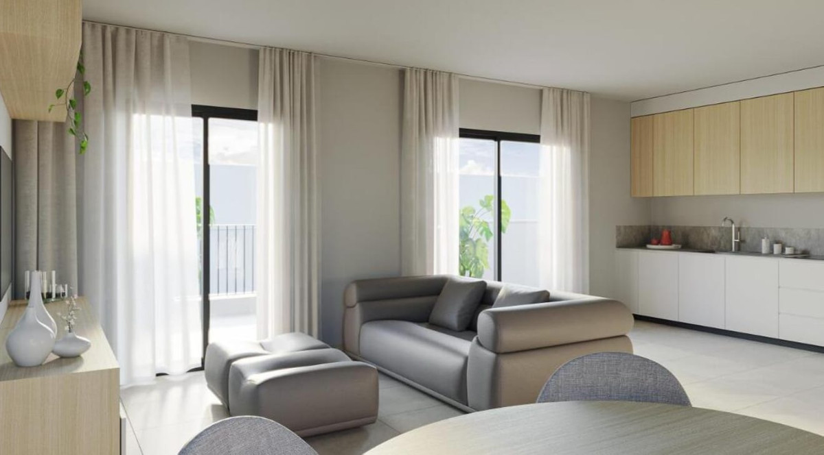 شقة للبيع في Estepona