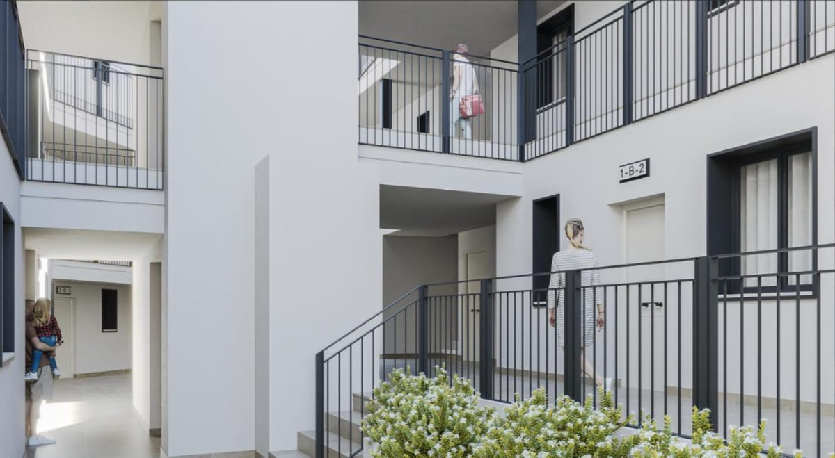 شقة للبيع في Estepona