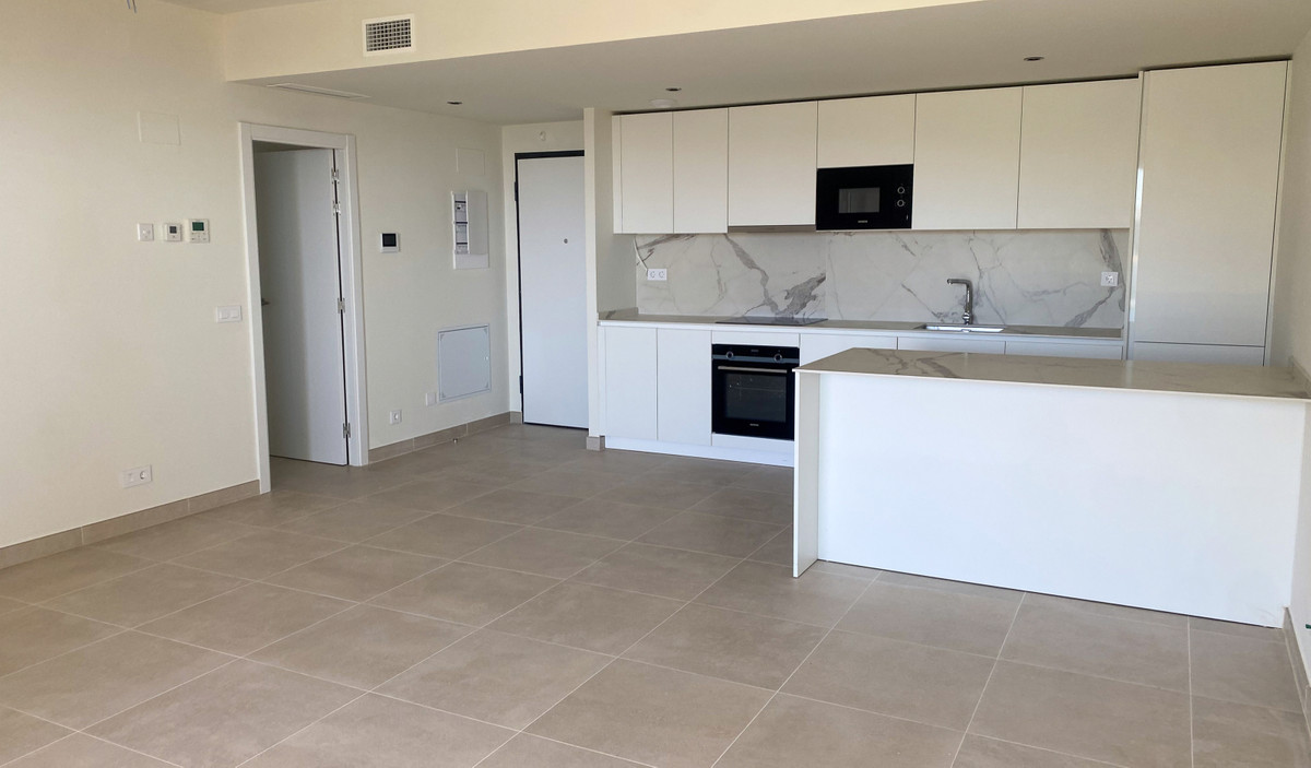 House for sale in Benalmádena