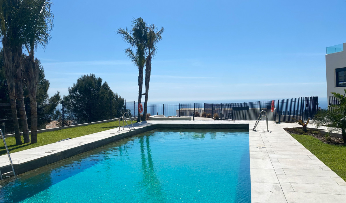 House for sale in Benalmádena