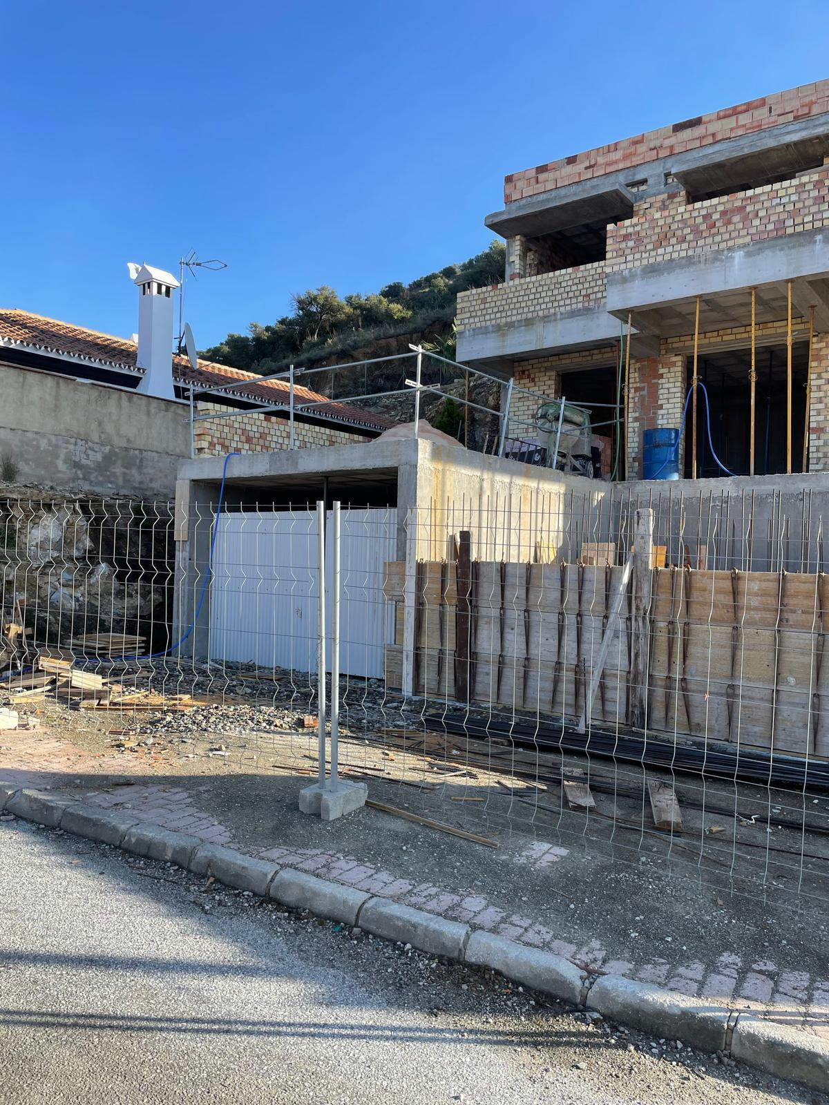 Villa for sale in Coín