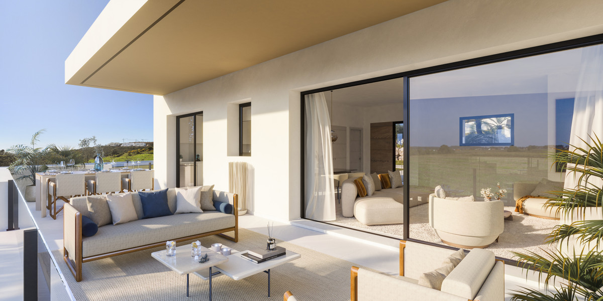 House for sale in Estepona