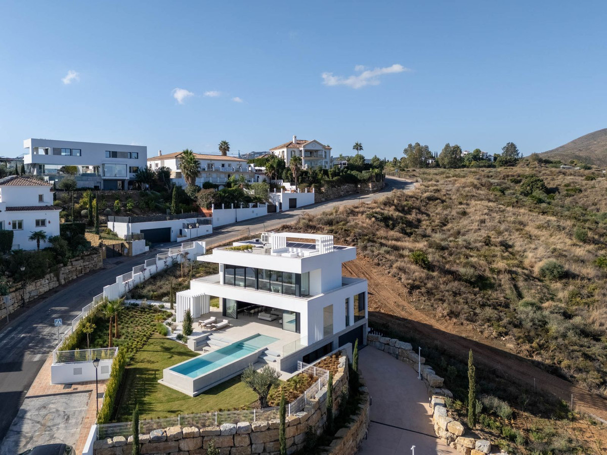 Villa for sale in La Cala de Mijas