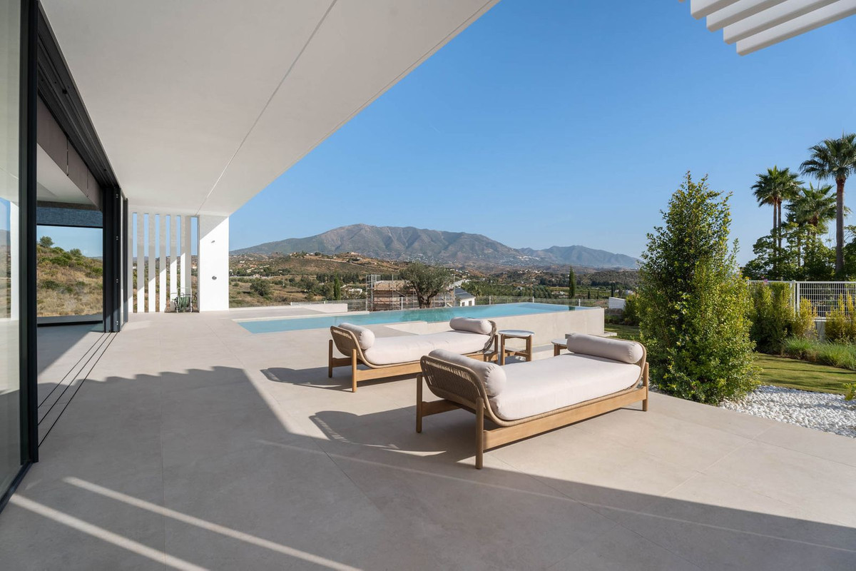 Villa for sale in La Cala de Mijas