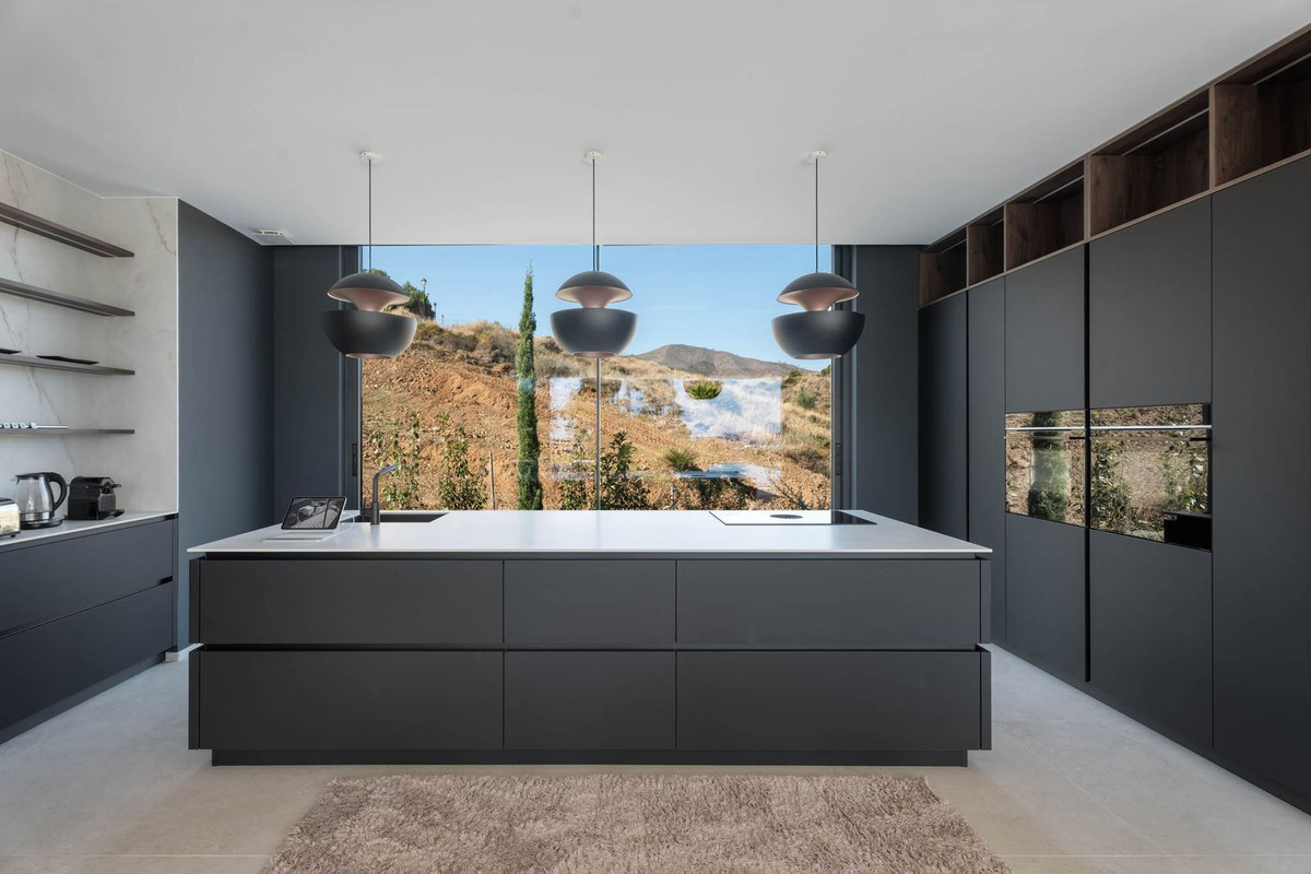 Villa for sale in La Cala de Mijas