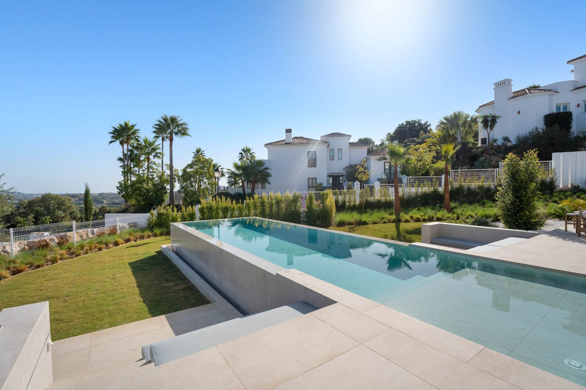 Villa for sale in La Cala de Mijas
