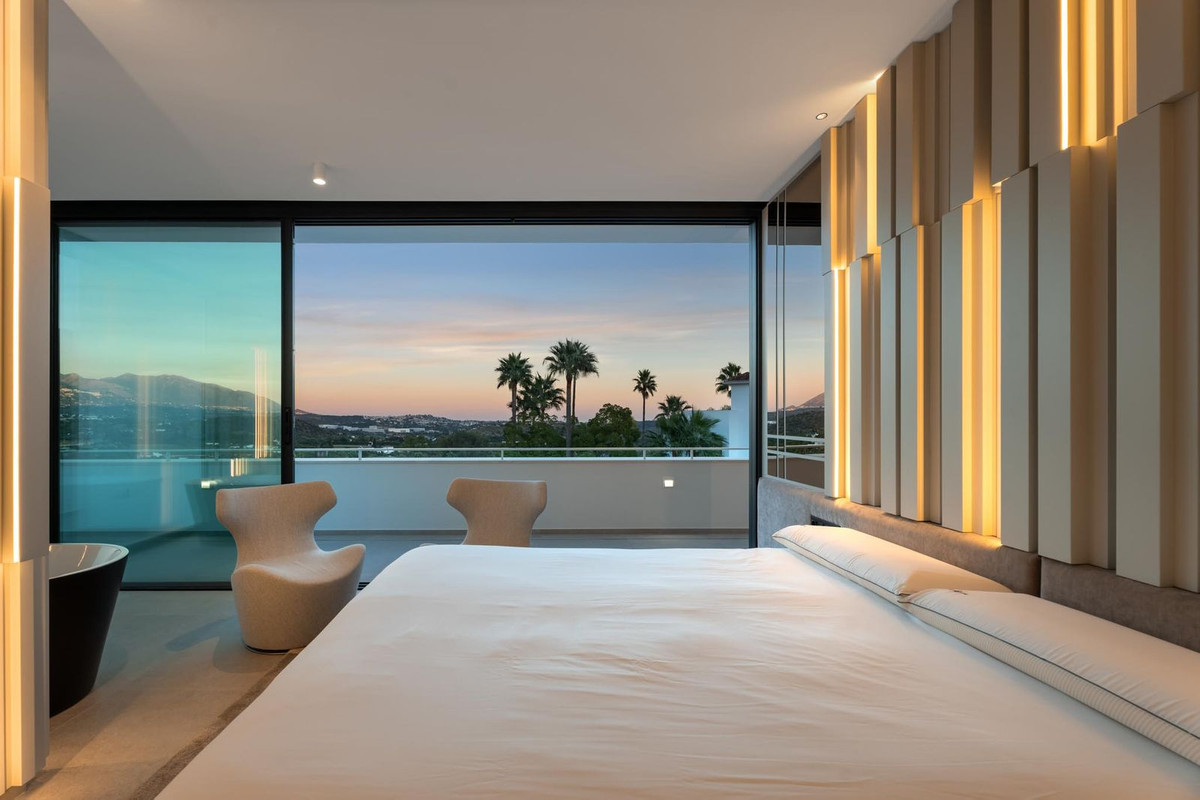 Villa for sale in La Cala de Mijas