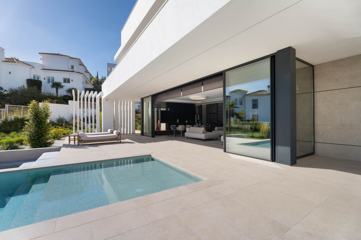 Villa for sale in La Cala de Mijas