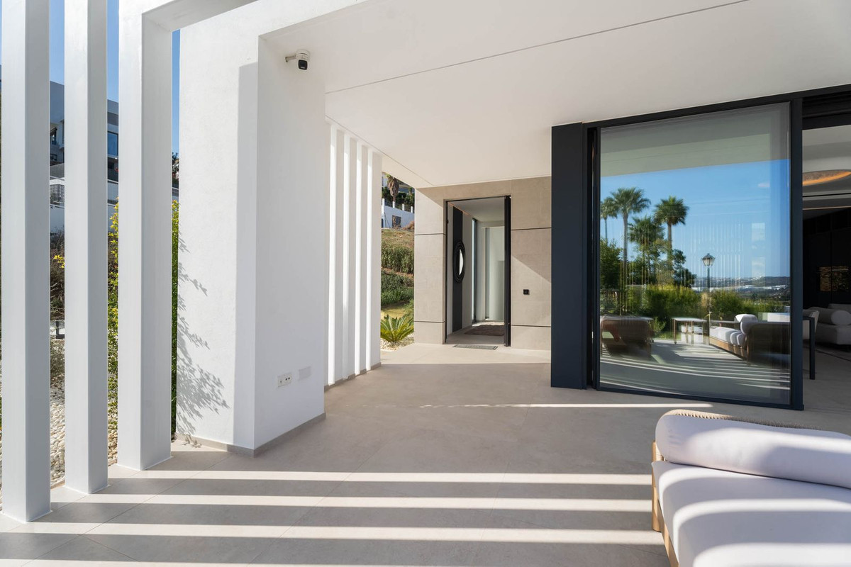 Villa for sale in La Cala de Mijas