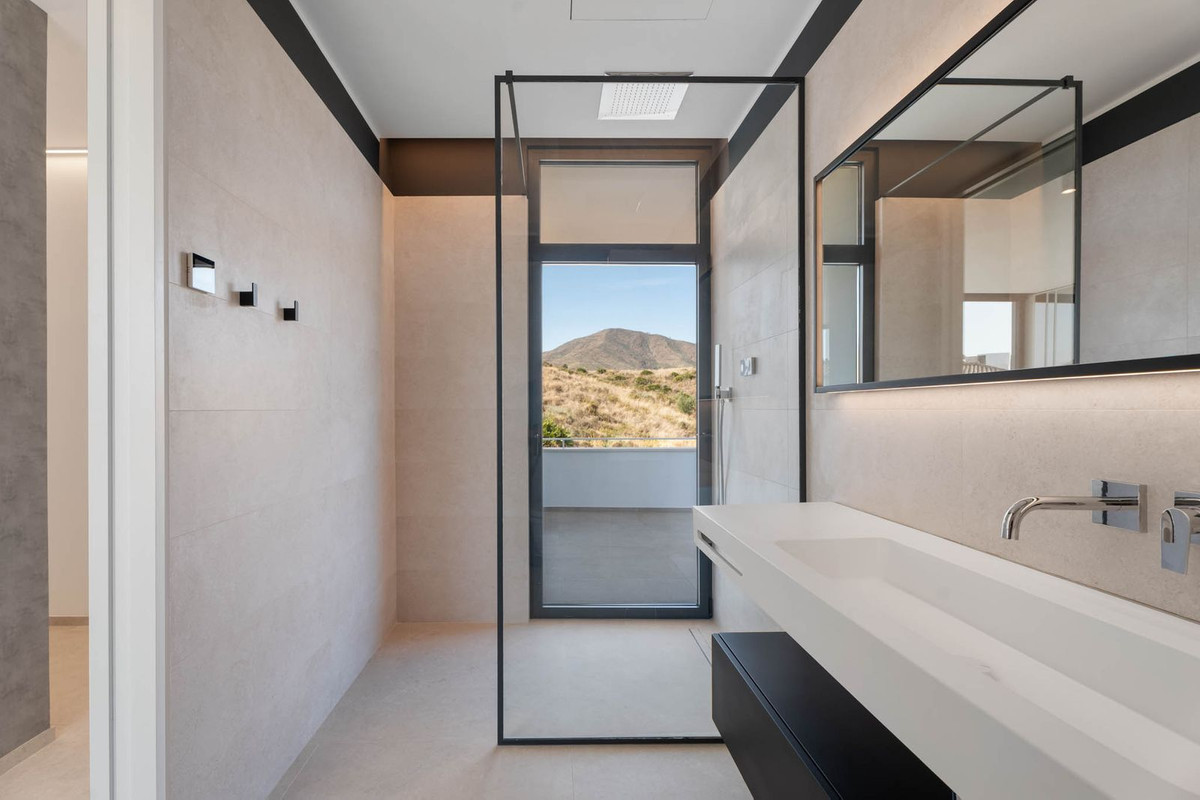 Villa for sale in La Cala de Mijas