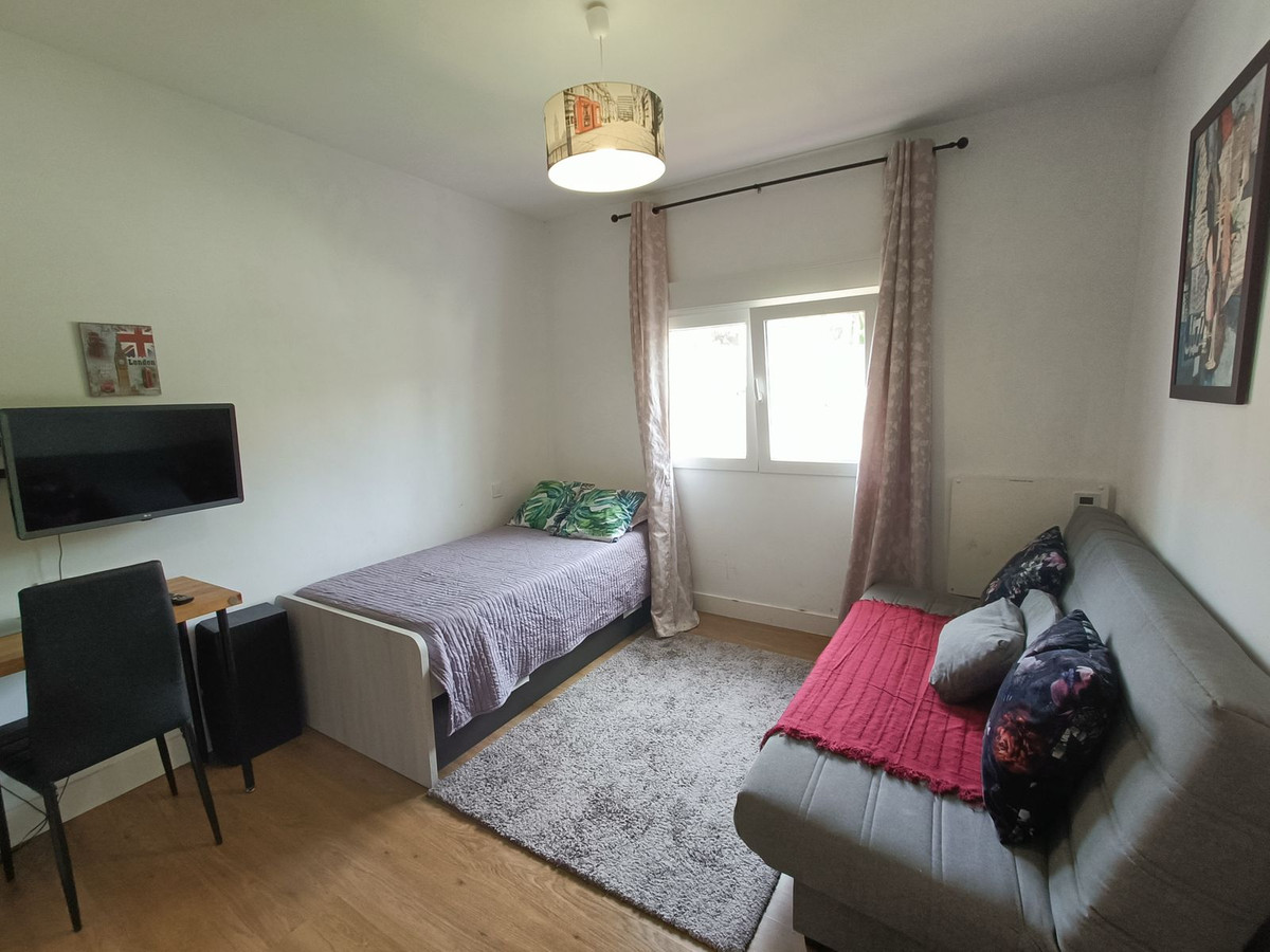 Penthouse for rent in El Paraíso (Benahavís)