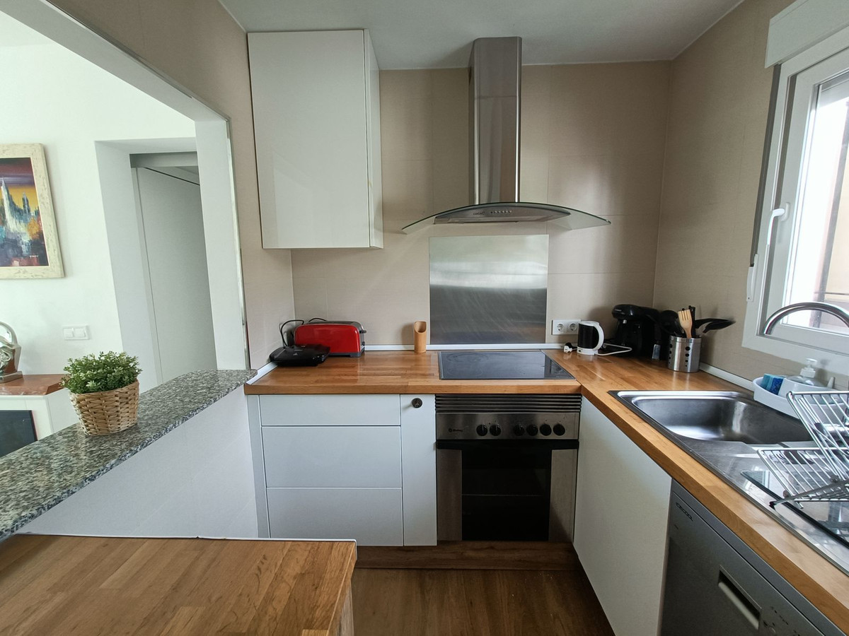 Penthouse for rent in El Paraíso (Benahavís)