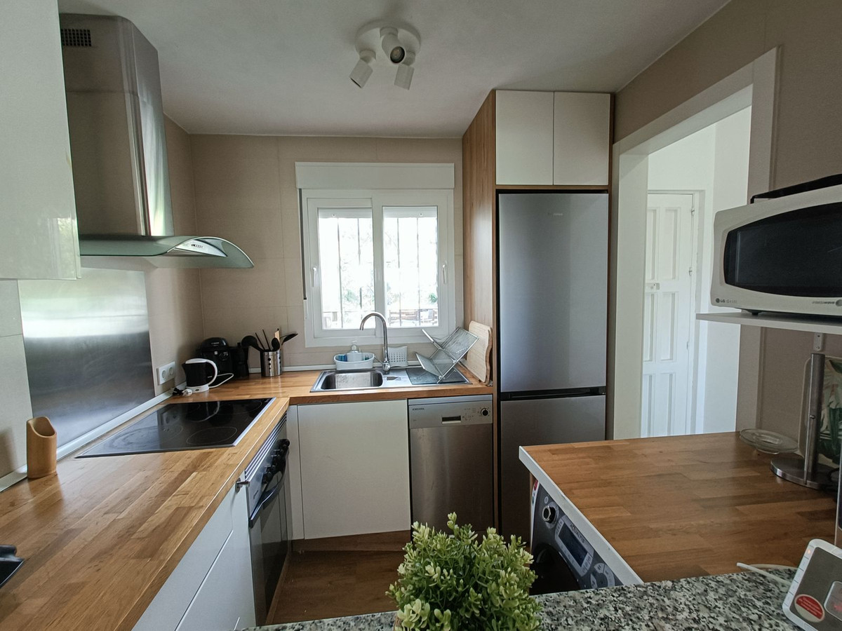 Penthouse for rent in El Paraíso (Benahavís)