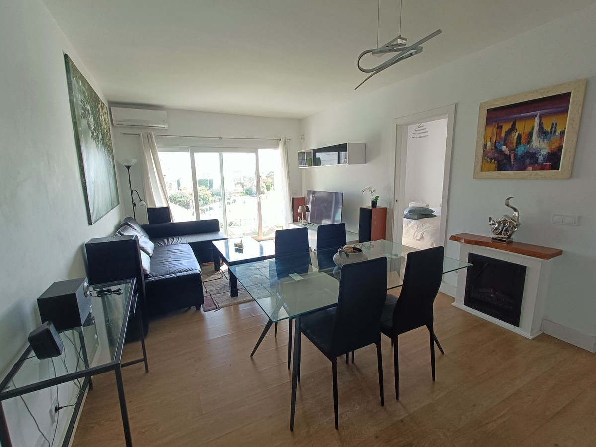 Penthouse for rent in El Paraíso (Benahavís)