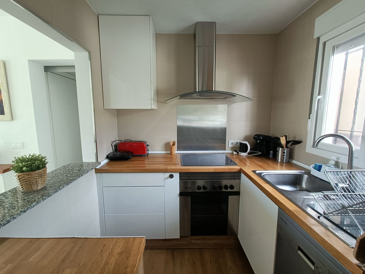 Penthouse for rent in El Paraíso (Benahavís)