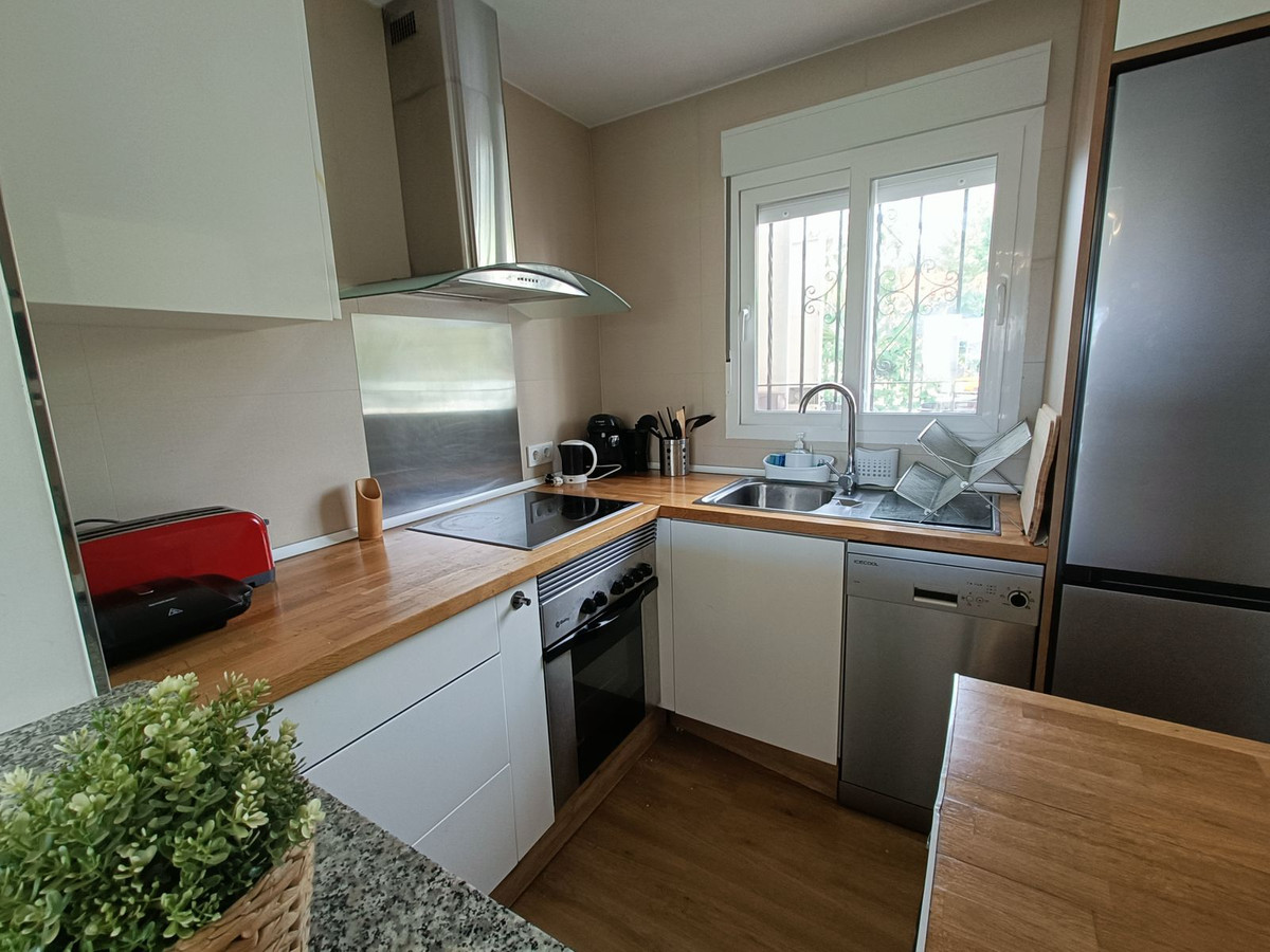 Penthouse for rent in El Paraíso (Benahavís)