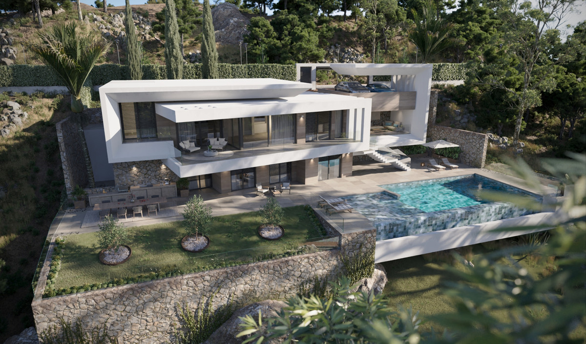 Villa for sale in Estepona