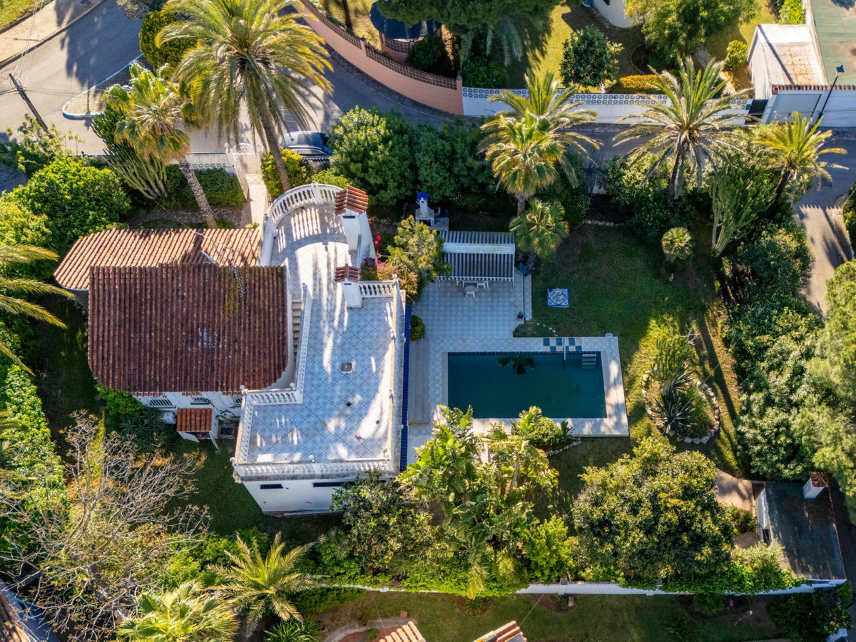 Villa for sale in Marbesa (Marbella)