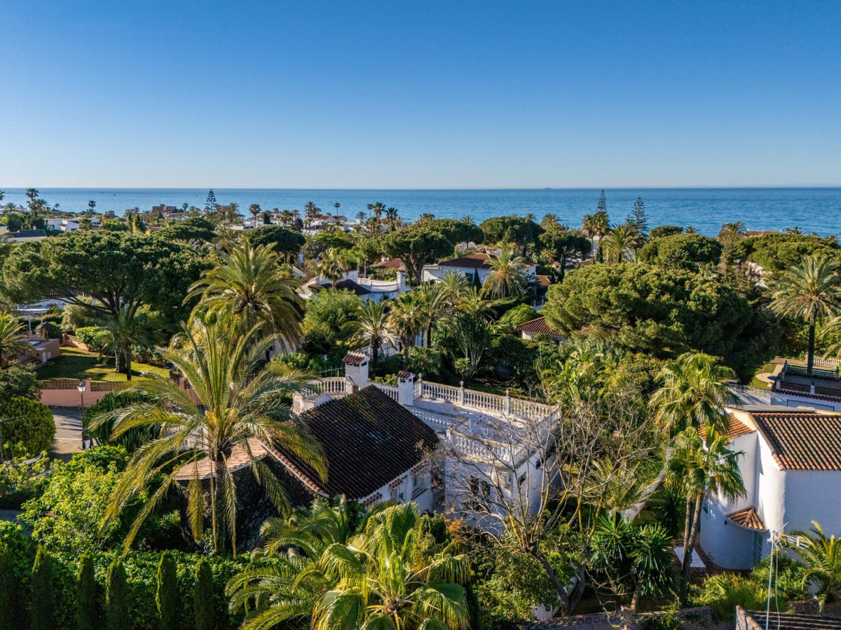 Villa for sale in Marbesa (Marbella)