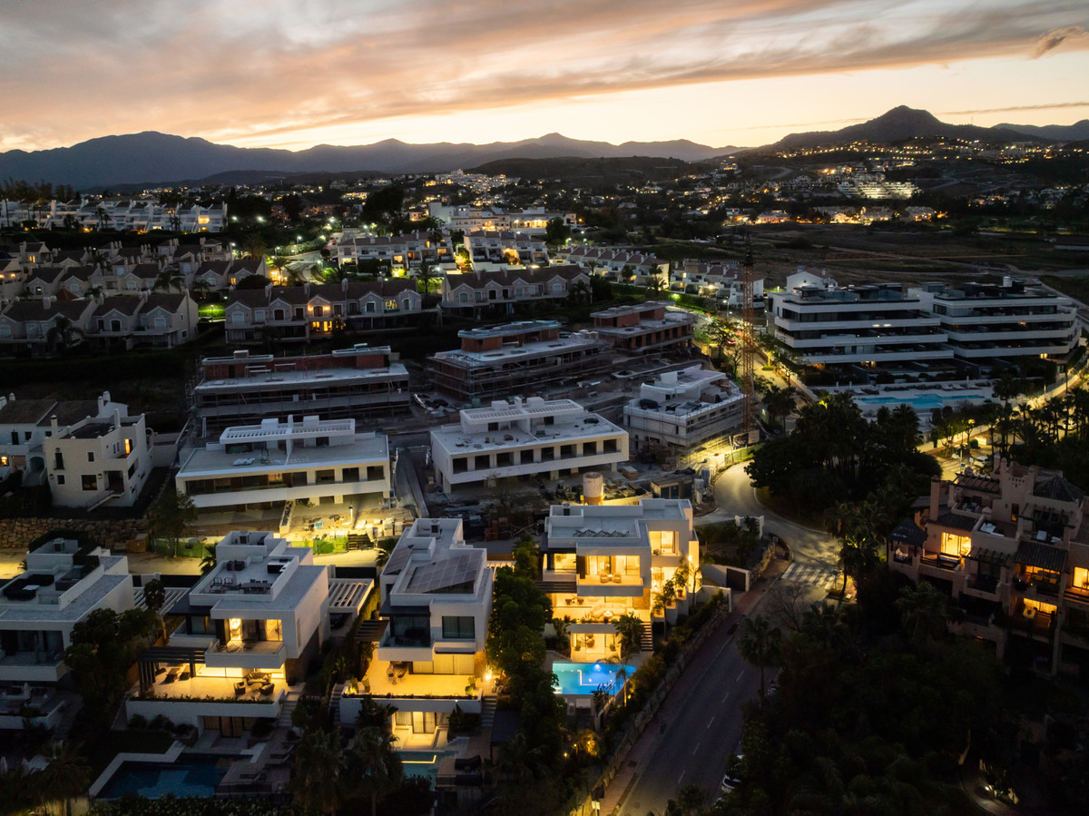 别墅 出售 在 Estepona