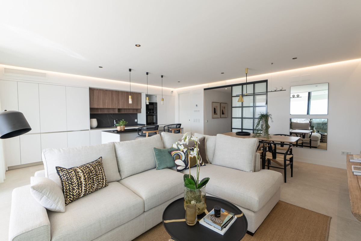Apartment for sale in Estepona